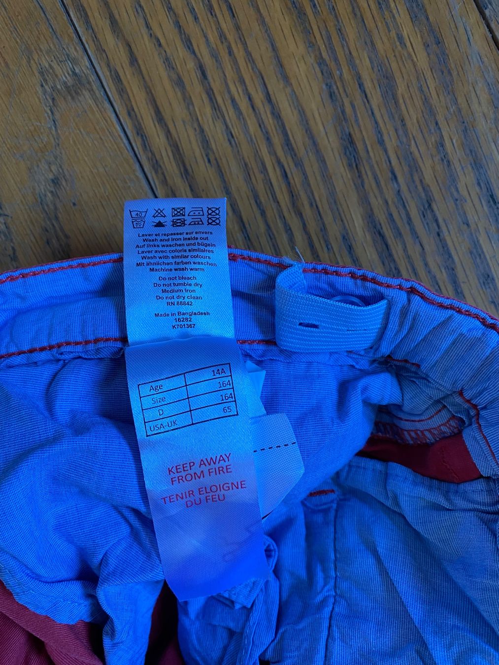 Cyrillus Pantaloni: Pantalon Cyrillus 14 ans rouge – Usato da Hermance venduto da joe_td6n 2