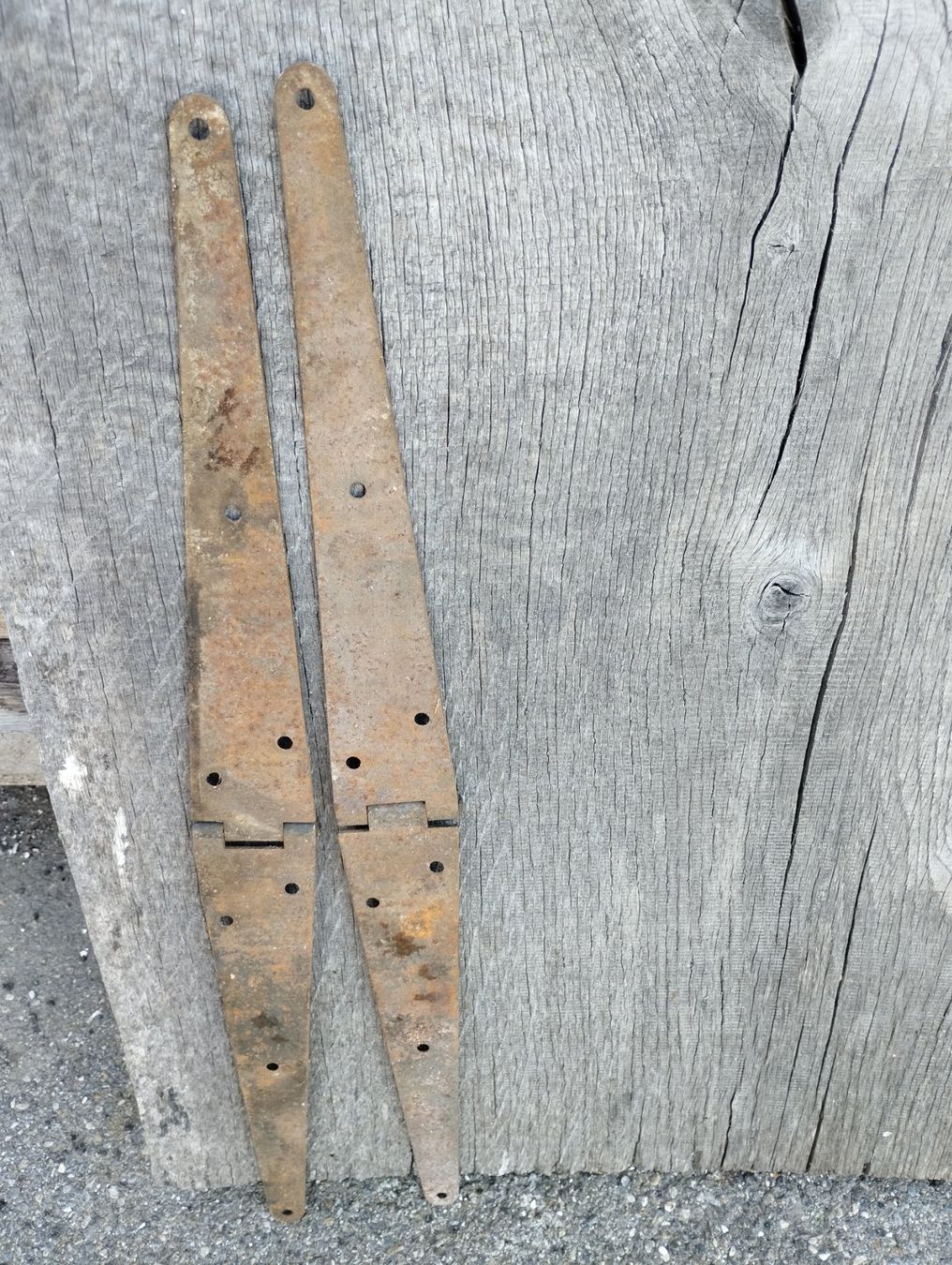 Eisenwaren: Scharniere, ca. 50cm, 2 Stück – Gebraucht aus Ostermundigen von Dinge1 1