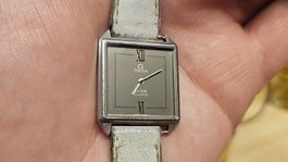 Omega De Ville Quartz Vintage Damenarmbanduhr – defekt 