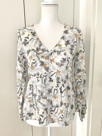 Leichte Bluse von NILE, Gr. S. Neu!  100% Lyocell (Tencel).
