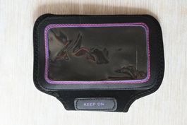 Sport Armband Schwarz"Keep On"