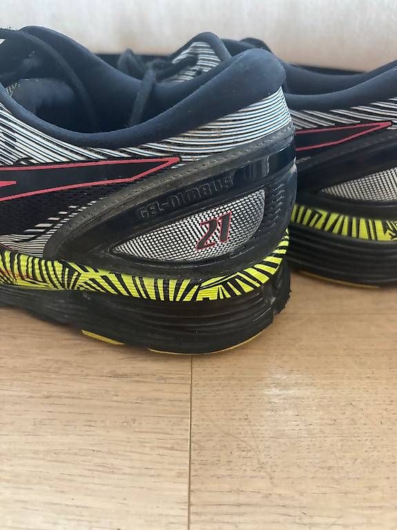 Scarpe da uomo: ASICS Laufschuhe, gr 51,5 – Usato da Küttigen venduto da san_2x92 3