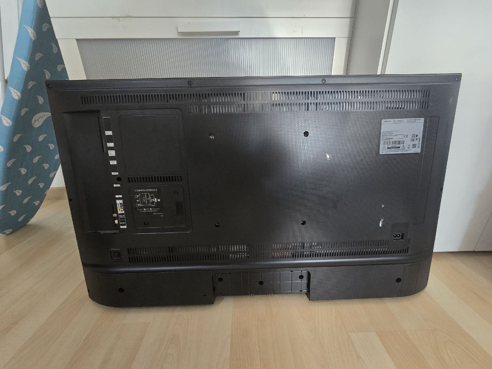 Televisori: Samsung UE40MU6170U – Usato da Niederbipp venduto da Em.Ai 2