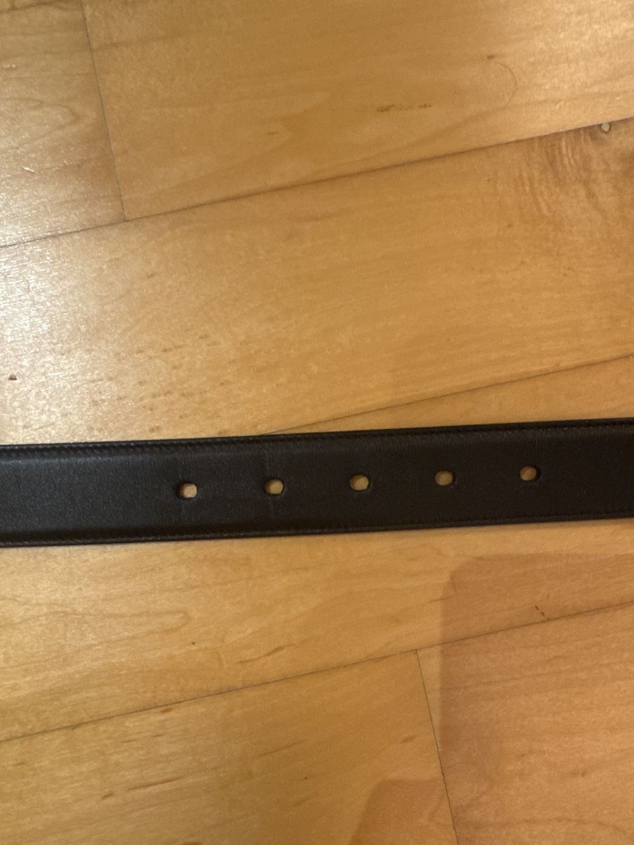 Saint Laurent Gürtel: YSL Saint Laurent Cassandre Gürtel, schwarzes Leder – Gebraucht aus Ebmatingen von eri_2qcn 1