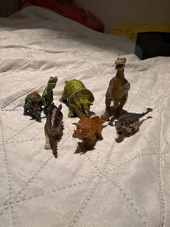 Giocattoli: Dinos  – Usato da Dagmersellen venduto da _Murckelchen_
