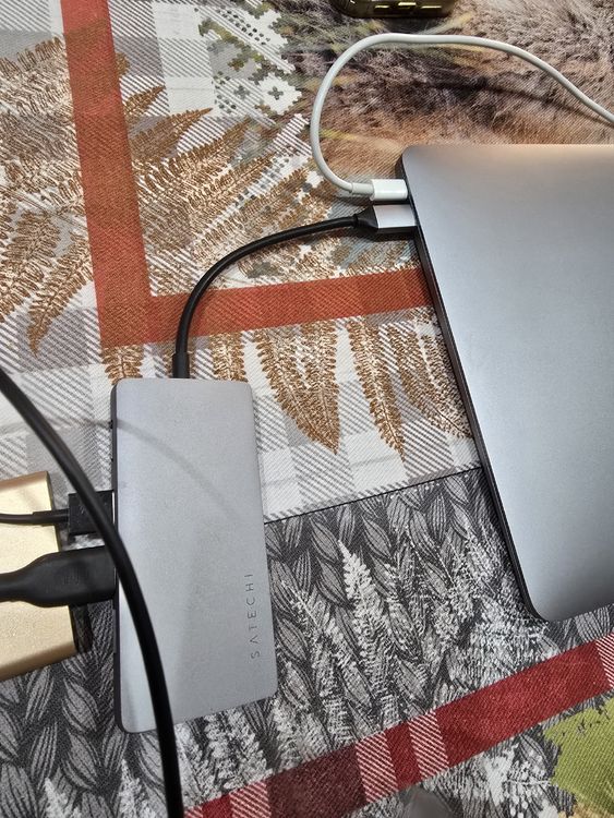 Apple Notebook: Apple MacBook Air 13" – Usato da Burgdorf venduto da Viqui1986 3