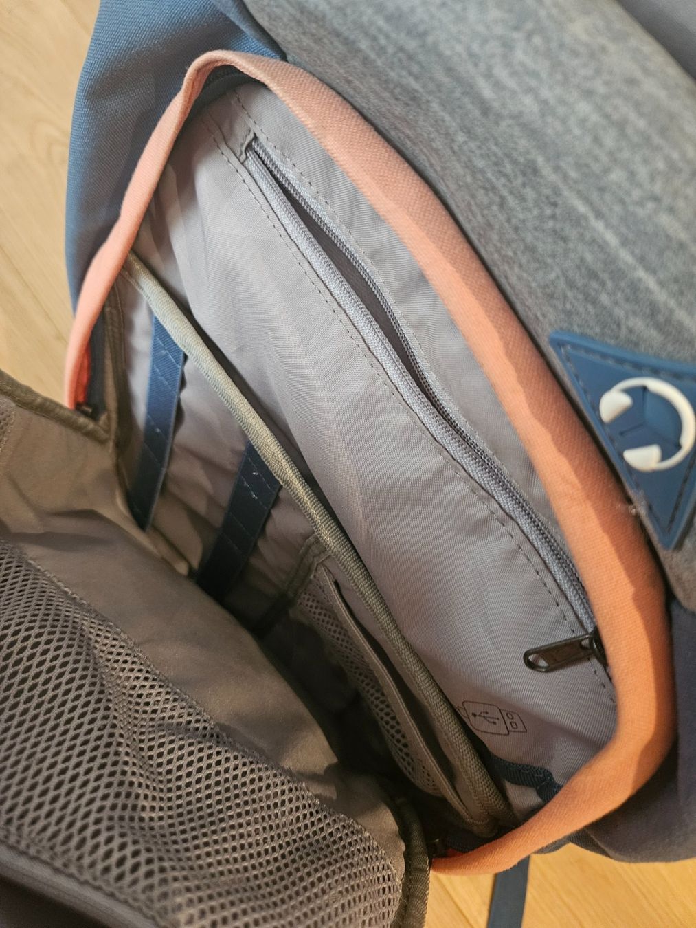 Satch Borse & Zaini: Satch Schulrucksack – Usato da Triesen venduto da Jdjs155 1