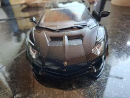 Lamborghini Aventador 1/18