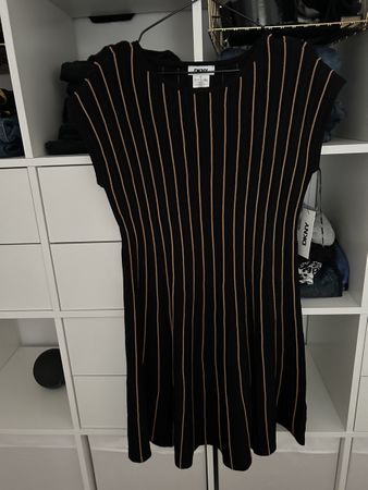 DKNY Kleid schwarz gestreift Grösse L 