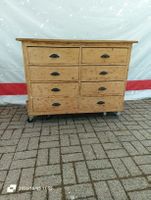 Commode ancienne à 8 tiroirs en bois