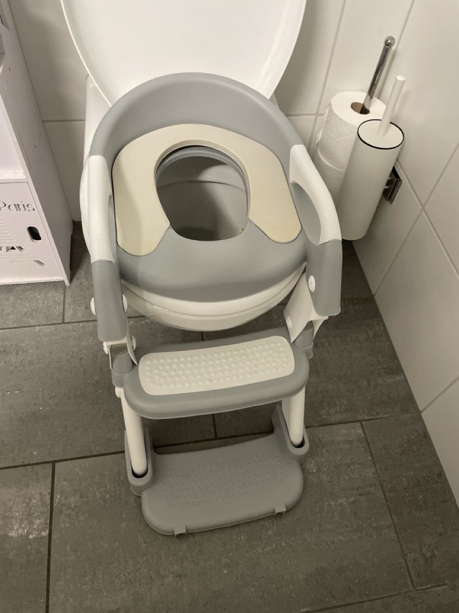 Appareils médicaux: Toilettentrainer mit Treppe – Neuf (Voir description) à Rheinfelden par tvi_ghr7 1