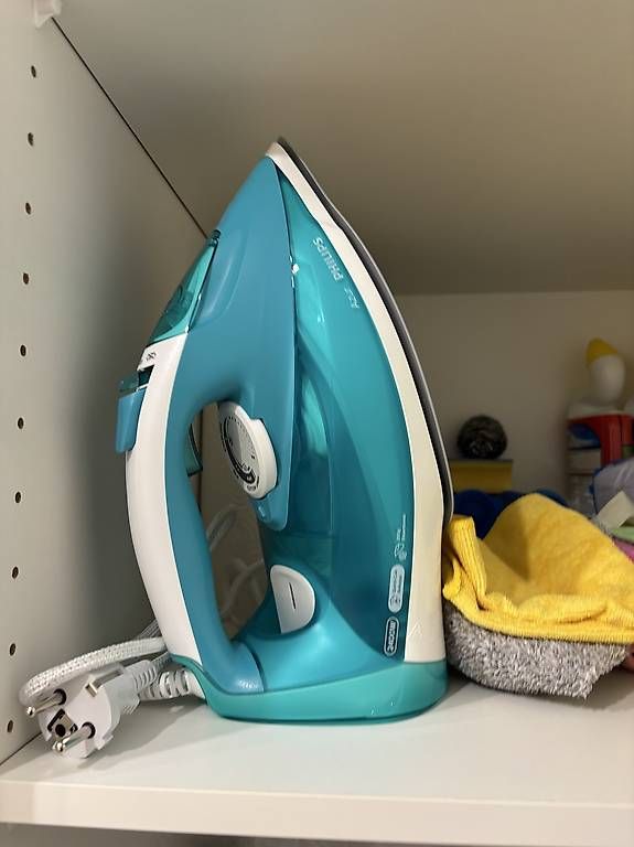 Bügeleisen: Bügeleisen Philips  – Neu und originalverpackt aus Magglingen/Macolin von kar_752n