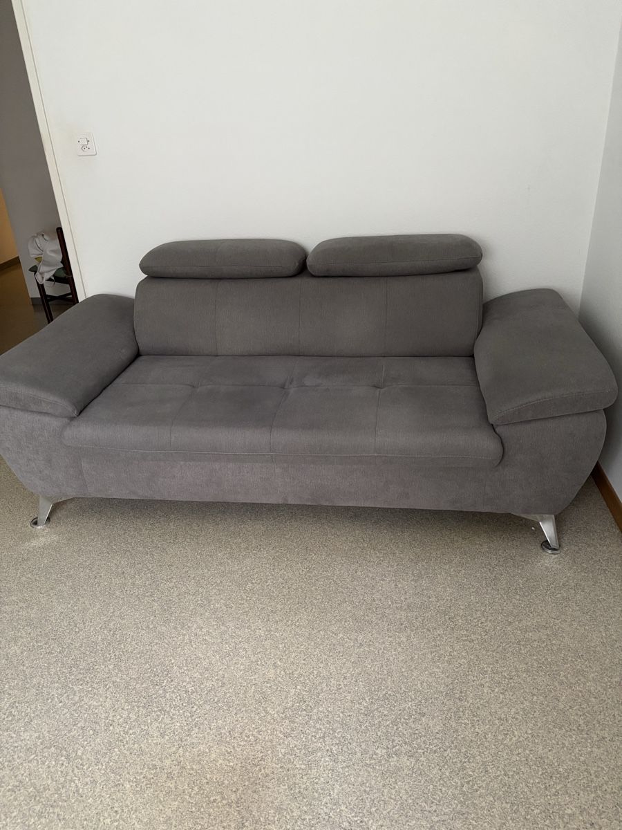 Conforama Sofas: CONFORAMA Sofa – D'occasion à Uster par leone28 6