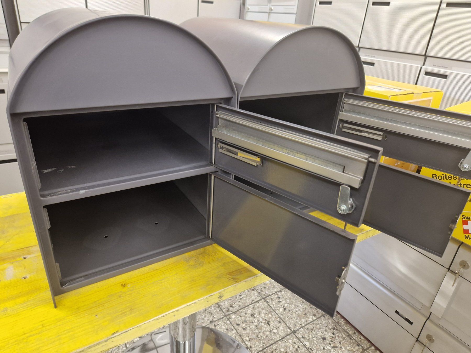 Altro per la casa: 2 x Briefkasten ( Huber ) – Usato da Wiler b.Utzenstorf venduto da bamaa-shop 5