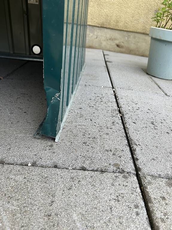 Box contenitori: Mähroboter Garage – Usato da Orpund venduto da ste_f8b2 3