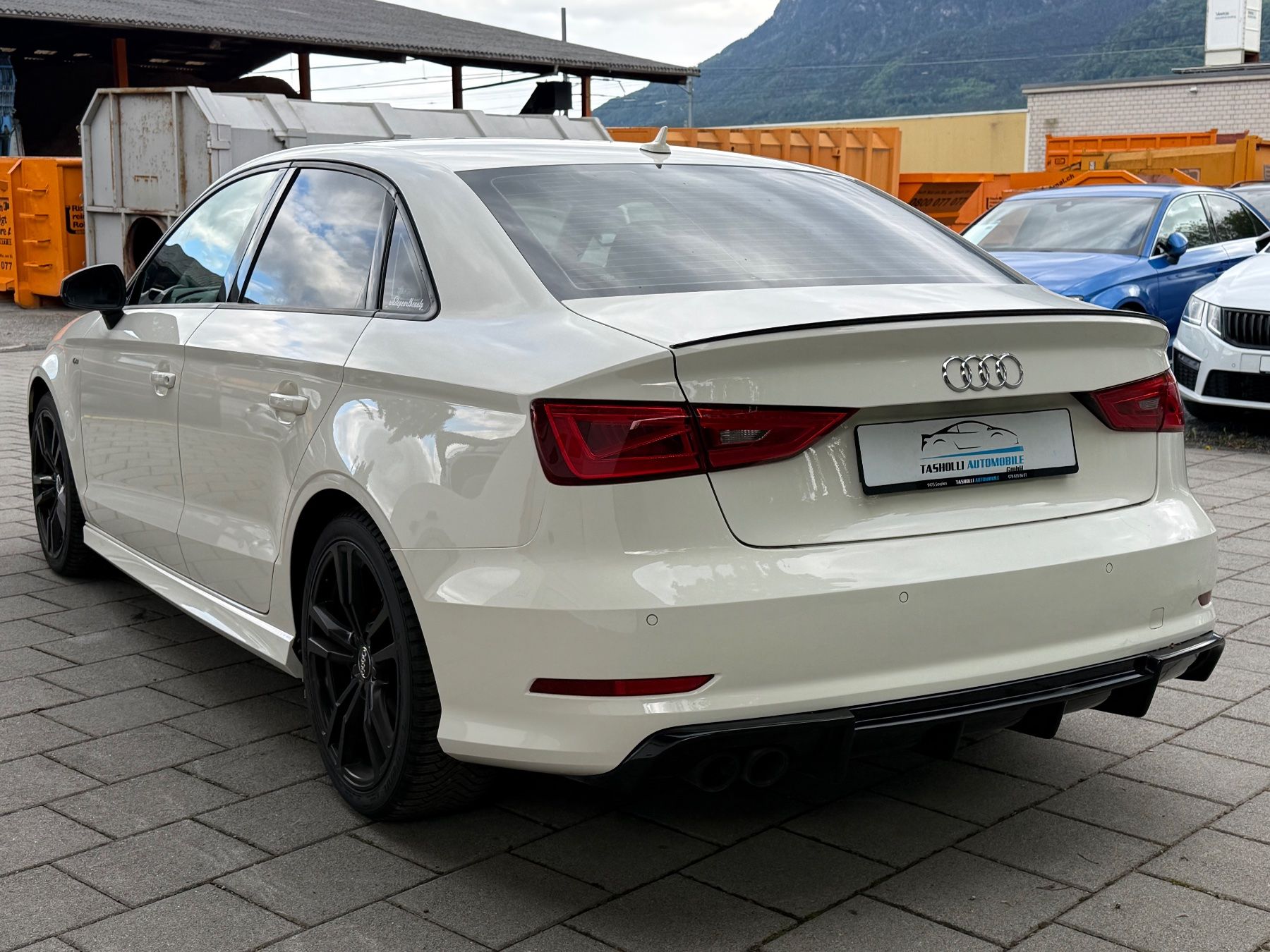 Audi Automobili: Audi A3 2.0 TDI Sedan – Usato da Sevelen venduto da e39-bmw 3