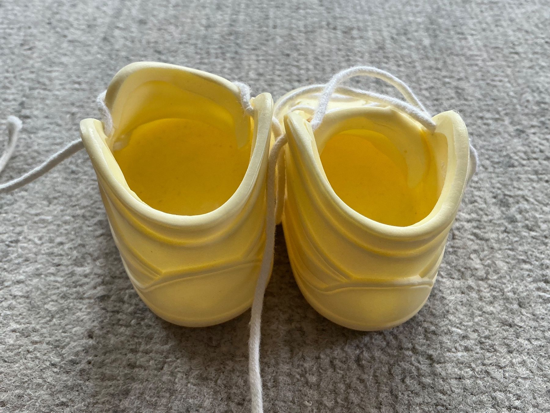 Puppen: Kunststoff - Puppenschuhe – Gebraucht aus Jona von Jancy60 2