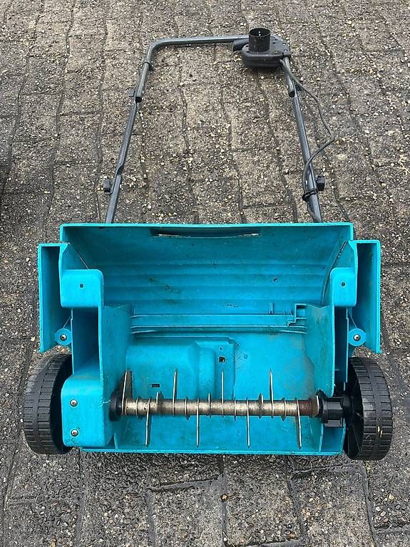 Bodenbearbeitungsgeräte: Gardena EVC Vertikutierer 100/30  – Gebraucht aus Halden von asc_svq6 1