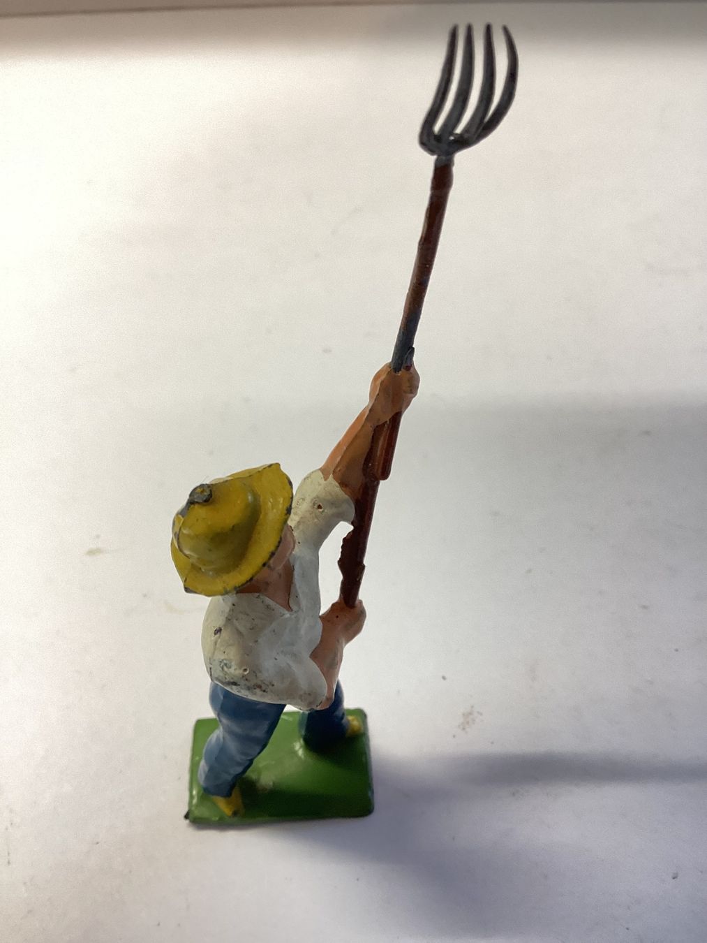 Giocattoli: Alte Spielzeug Figur Bauer mit Gabel Vintage – Usato da Eglisau venduto da mar_5rn2 6
