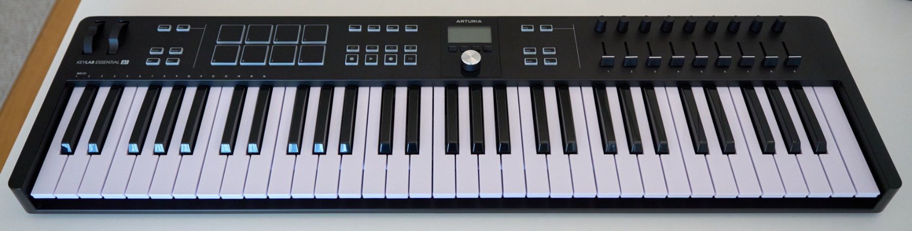 Arturia Strumenti musicali: Arturia KeyLab Essential 61 MK3 + MiniFuse 2 Bundle – Usato da Dübendorf venduto da mick2020 1