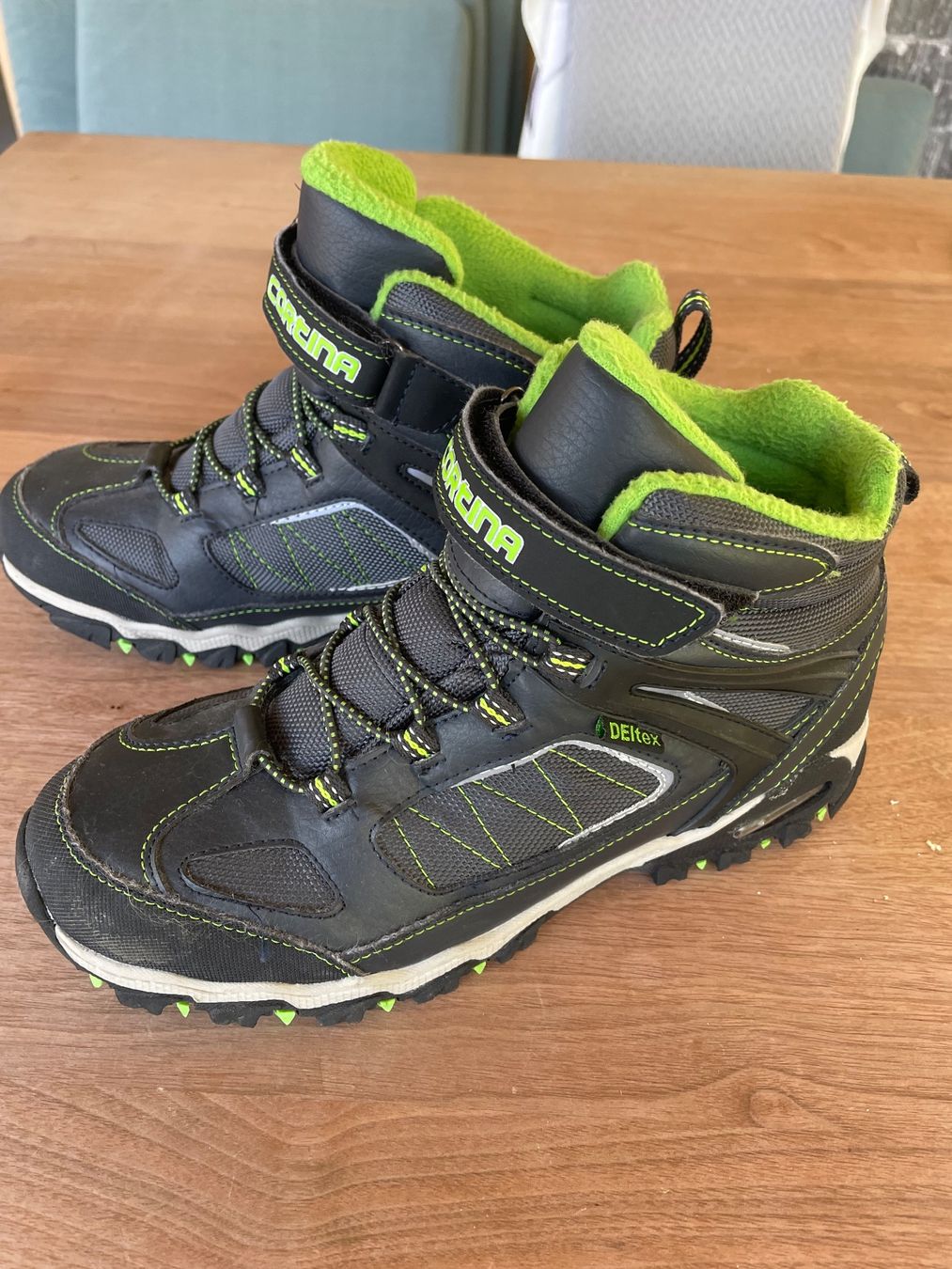 Dosenbach Chaussures garçon: Cortina Winterschuhe Gr.40 – D'occasion à Seedorf UR par Vita000 1