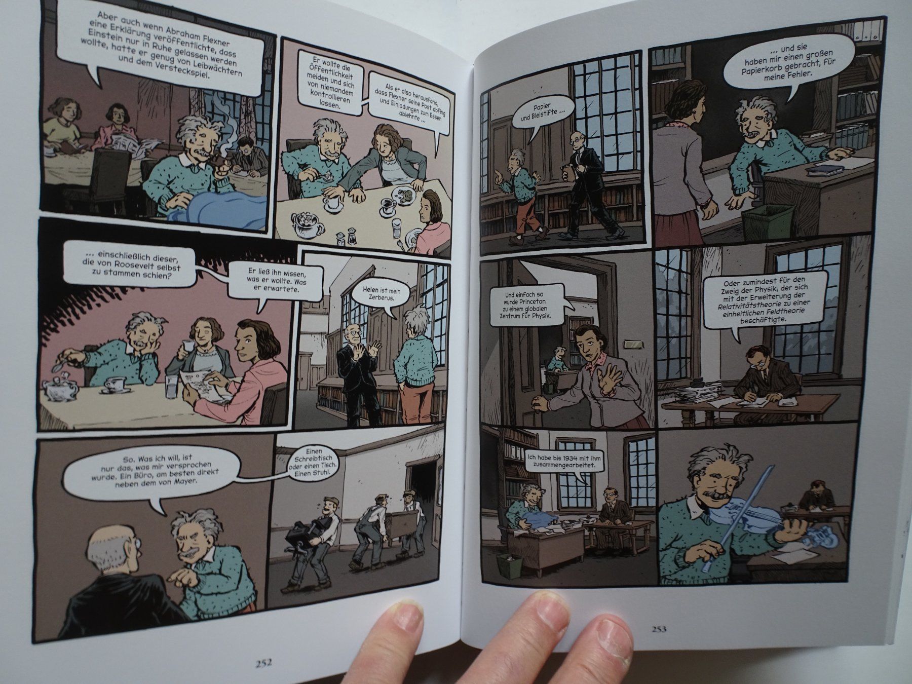 Comics: Einstein Graphic Novel Biografie  Ottaviani & Dye – Gebraucht aus Schönenwerd von schnitzunddrunter 4
