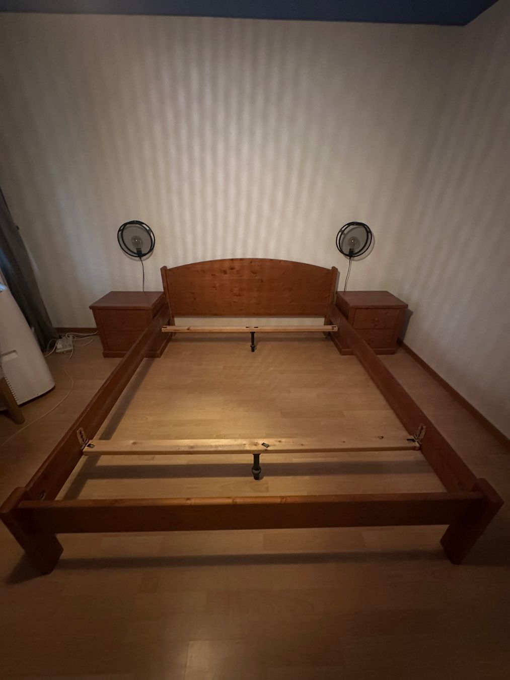 Pfister Letti: Meuble Pfister bois massif – Usato da Marin-Epagnier venduto da cgo_w8rj