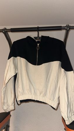 Crop Hoodie mit Zipper & Kapuzze