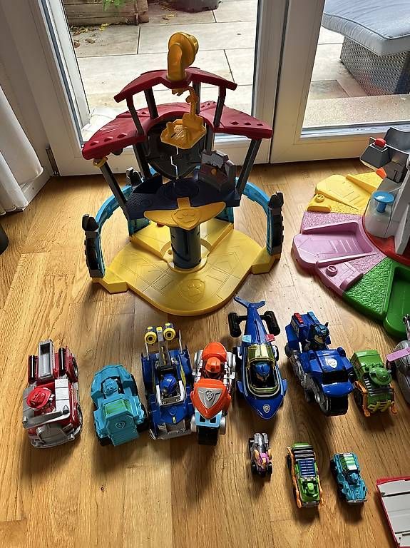 Spielzeuge: Grosses Paw-Patrol-Set – Gebraucht aus Zürich von florianhackaj 2