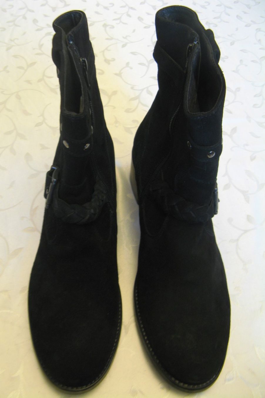 Scarpe da donna: Damenstiefel Wildleder Grösse 44 – Nuovo (secondo la descrizione) da Frauenfeld venduto da Interessent1