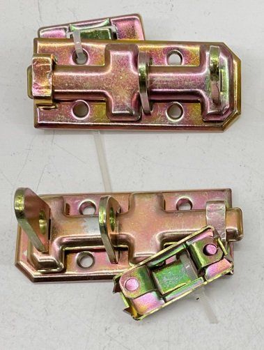 Schlösser: 2 Stück Schlossriegel 80x35mm – Neu (gemäss Beschreibung) aus Uerkheim von Kaufoption