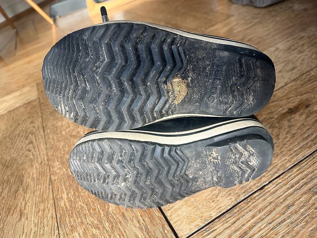 Scarpe per ragazzi: Sorel Schneestiefel sehr gut  – Usato da Basel venduto da mos_2xxs 3