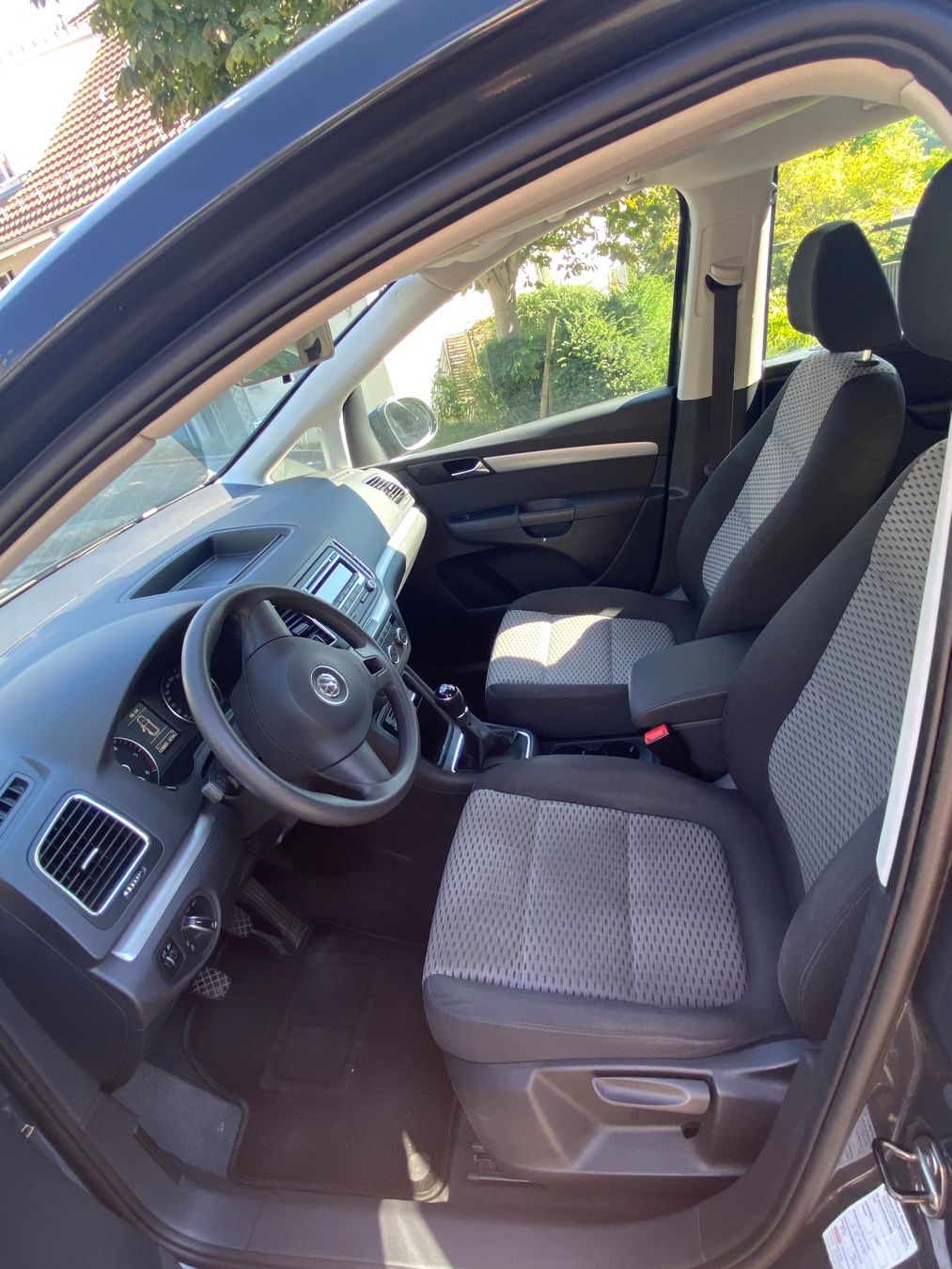 VW Automobili: VW Sharan TDI2.0, BMT (7 Plätzer) – Usato da Aeugst am Albis venduto da sop_d21w 4