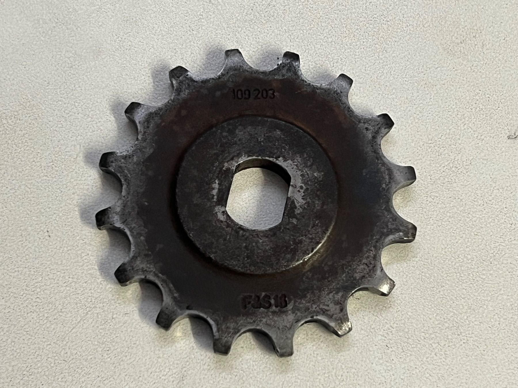 Sachs Parti ricambio per ciclomotori: 16z Ritzel Sachs 503 502 50/2 – Usato da Steffisburg venduto da FlorianJohner
