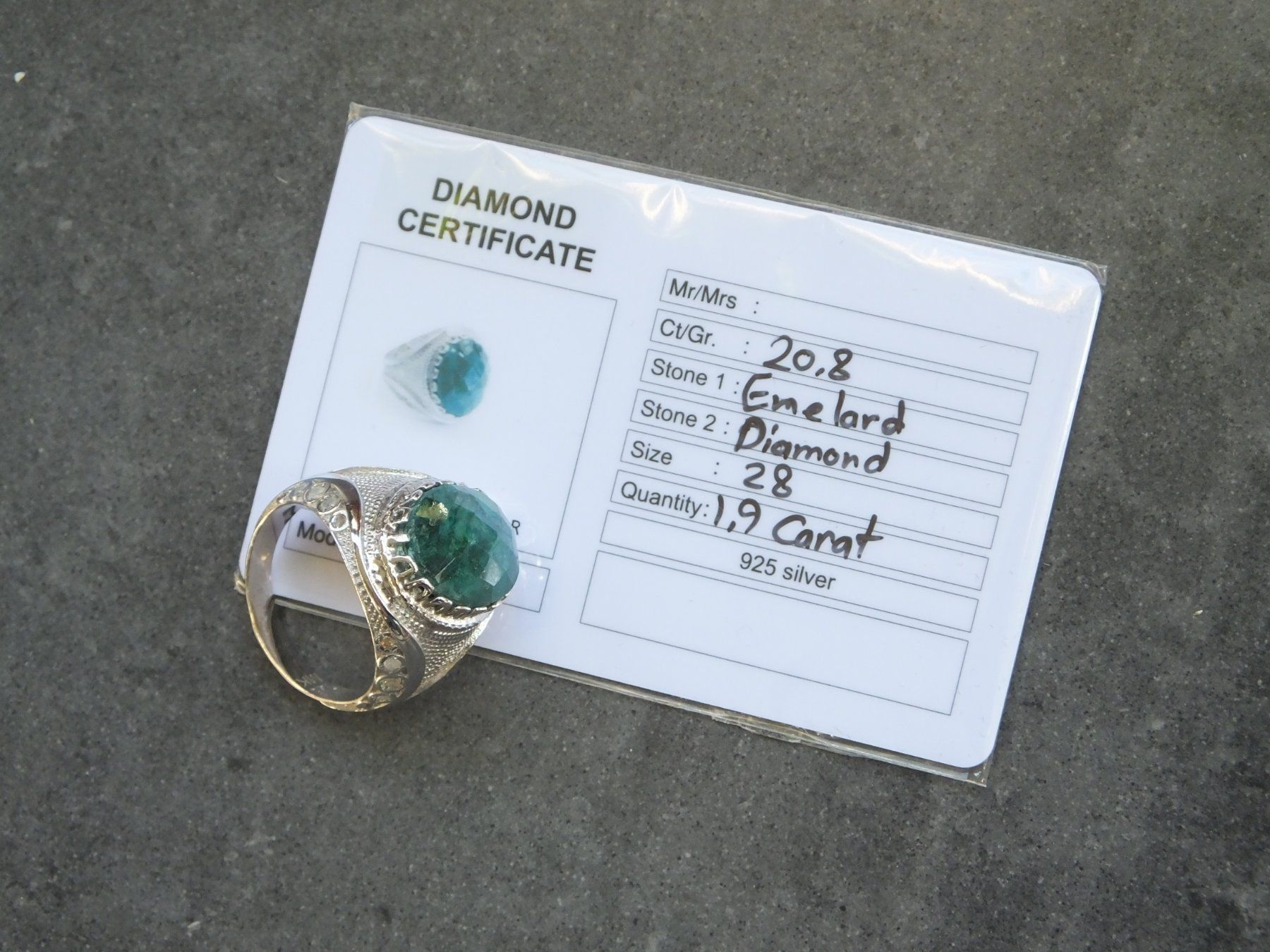 Ringe: Herrenring mit Echtem Emerald Stein – Neu (gemäss Beschreibung) aus Unterentfelden von l654321a