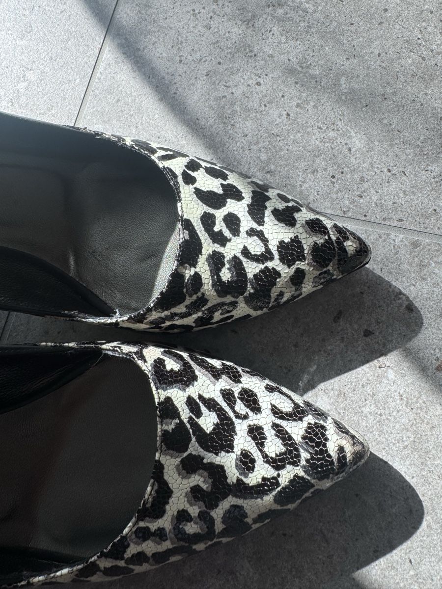 Navyboot Chaussures femmes: Pumps schwarz/leo Grösse 39 – D'occasion à St. Gallen par anjamik 2