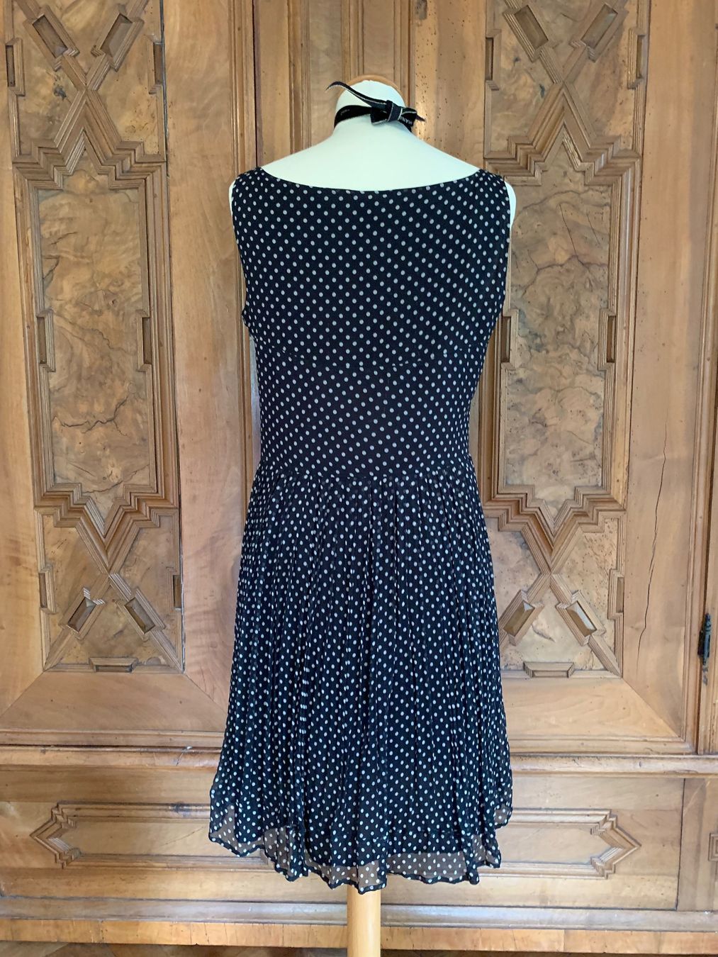 Kleider: ASPESI Kleid 100% Seide Zustand: Perfekt Gr 42IT – Gebraucht aus Interlaken von Bona55 2