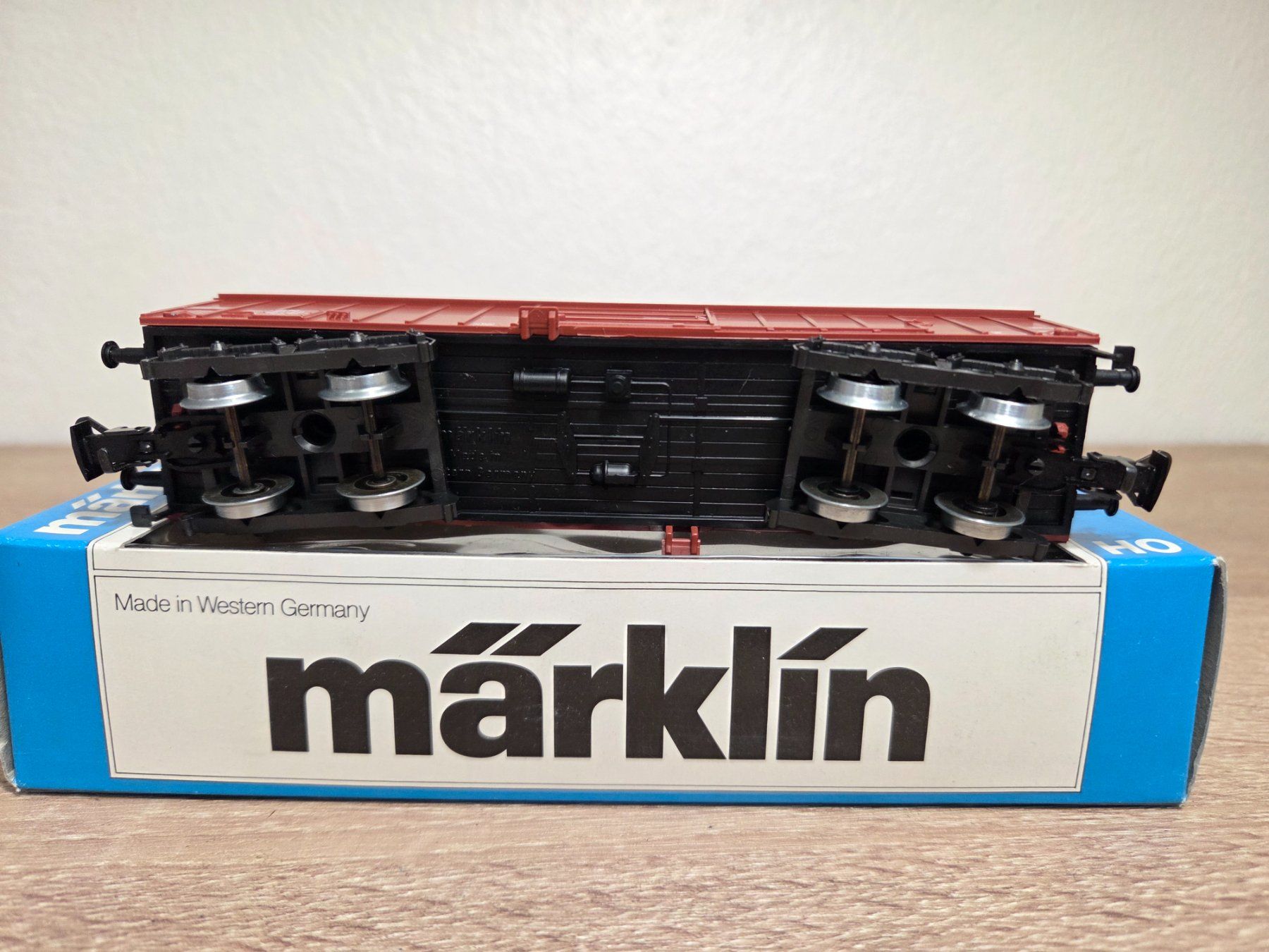 Märklin Trains électriques: Märklin 4460 Güterwagen DB H0 – Neuf avec emballage d'origine à St-Aubin-Sauges par Lo_Go 2