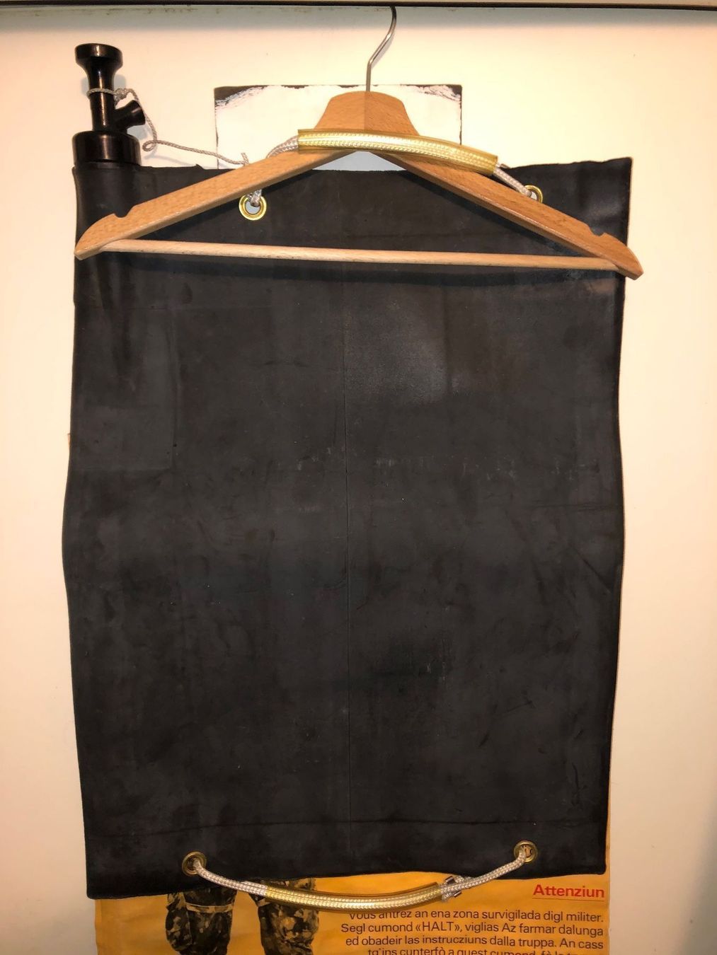 Schweizer Armee Serbatoi, Taniche & Tubi: Schweizer Armee Trink - Wassersack 20 L Campingdusche – Usato da Madiswil venduto da TEMISO 1