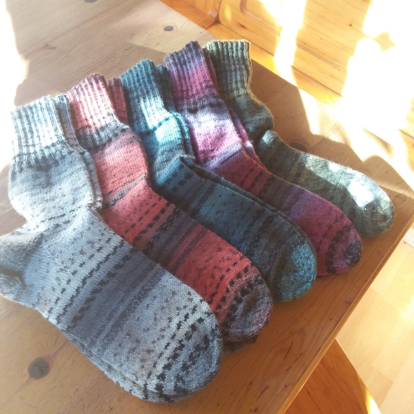 Calze: 5paar warme, handgestrickte Socken, Grösse 46-47, – Nuovo (secondo la descrizione) da Scheid venduto da Domleschg1