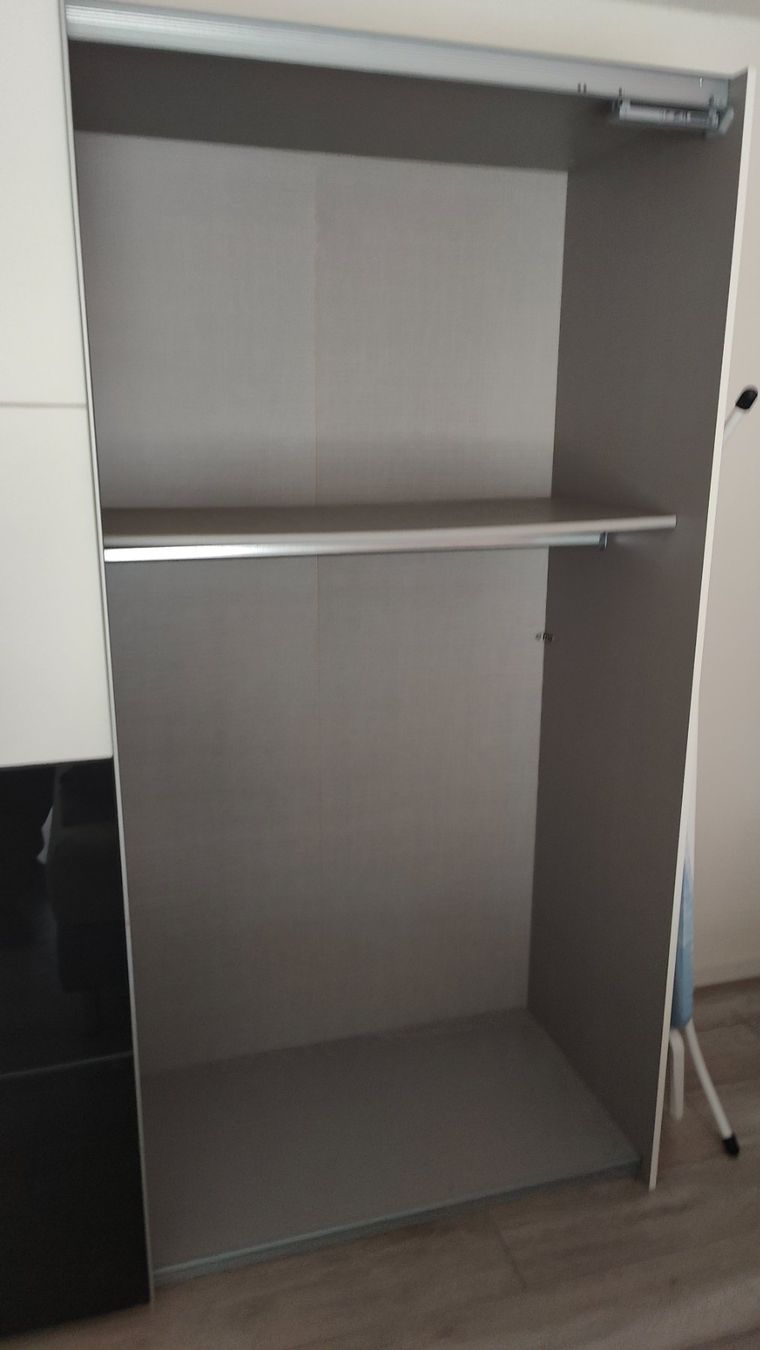 Armadi: Schwebetürenschrank – Usato da Wohlen AG venduto da Chemikus0 2