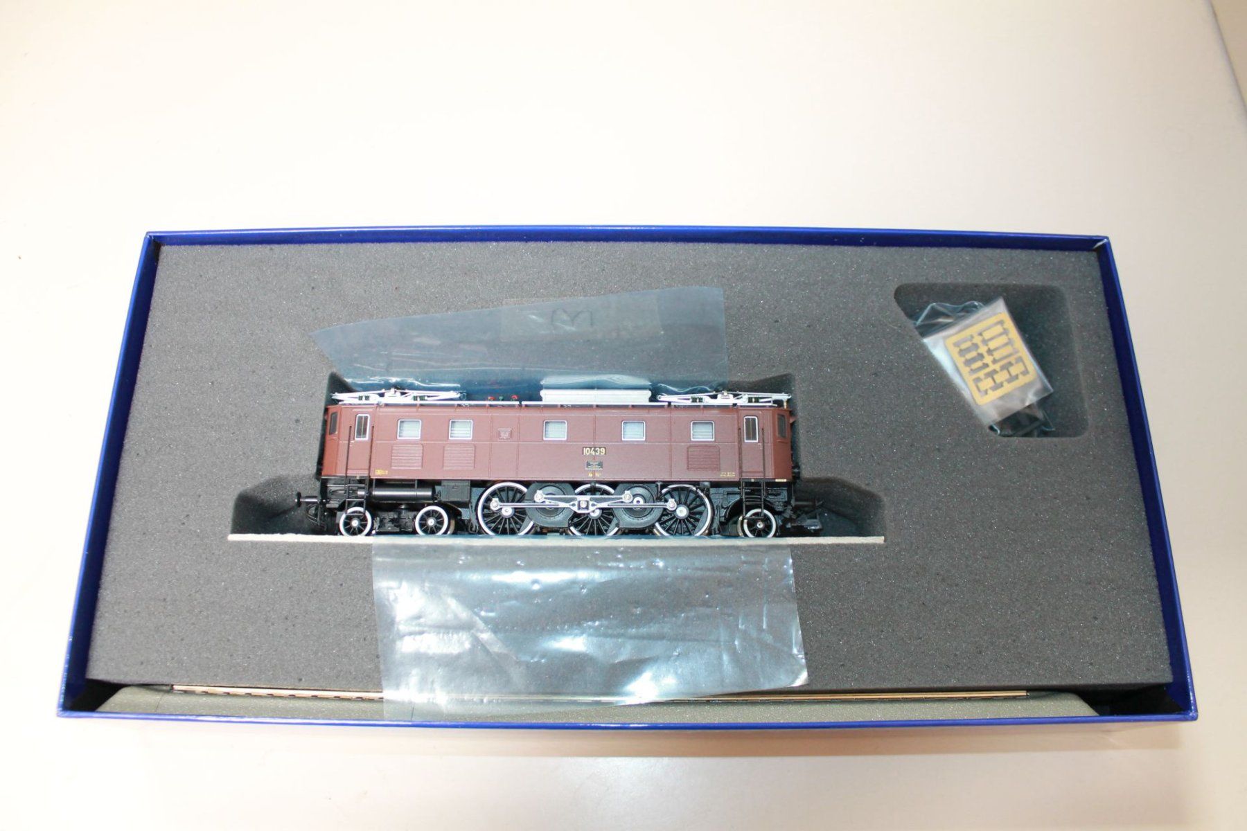 Roco Modellini di ferrovie: Roco Ae3/6 II – Usato da Birmensdorf ZH venduto da Buhwil18