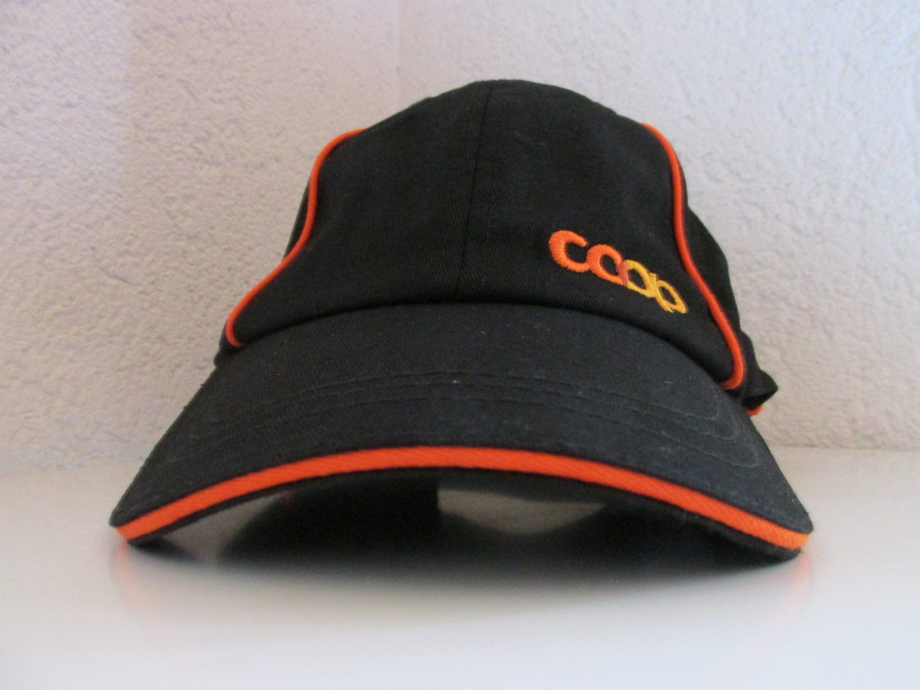 Autres vêtements & accessoires: Cape Coop schwarz orange NEU – Neuf avec emballage d'origine à Aeschau par Nianho