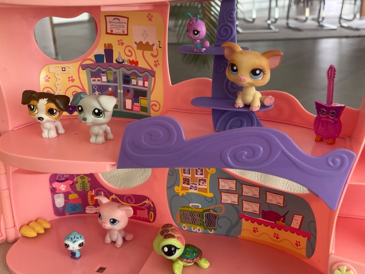 Littlest Petshop Haus Cosy Care Adoption Center mit Zubehör (Gebraucht ...