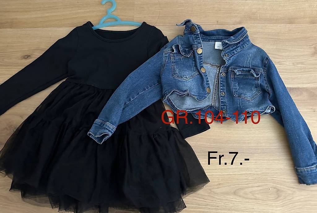 Giacche & Cappotti: Mädchen Jacke GR.104 – Usato da ramsen venduto da win_vtw2 2