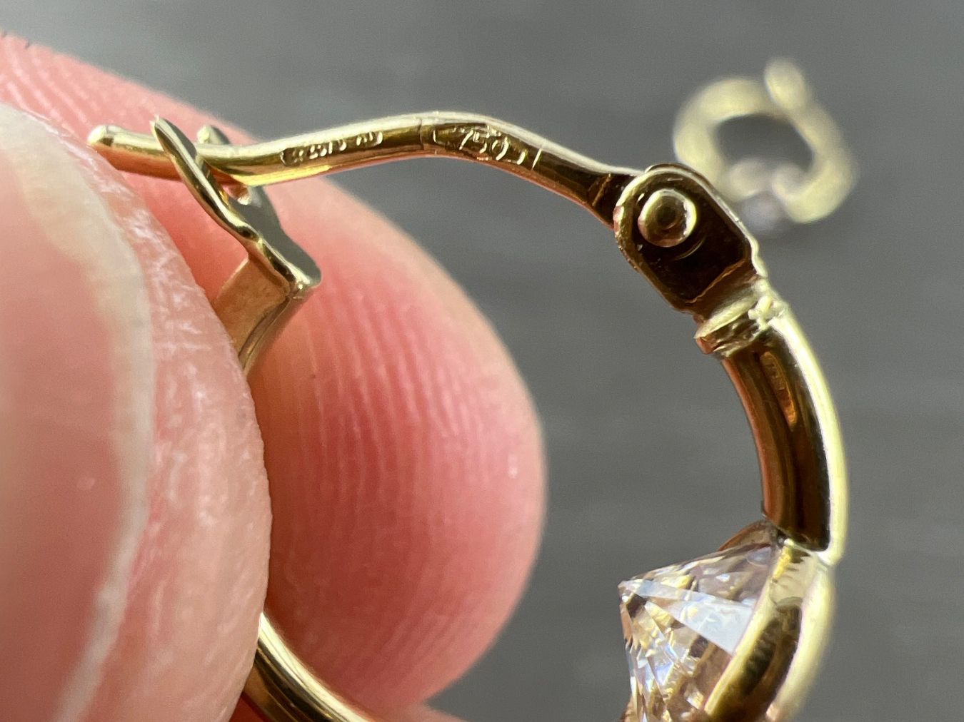 Ohrringe & -stecker: Creolen 585 Gold – Gebraucht aus Niederuzwil von leo_8857 1