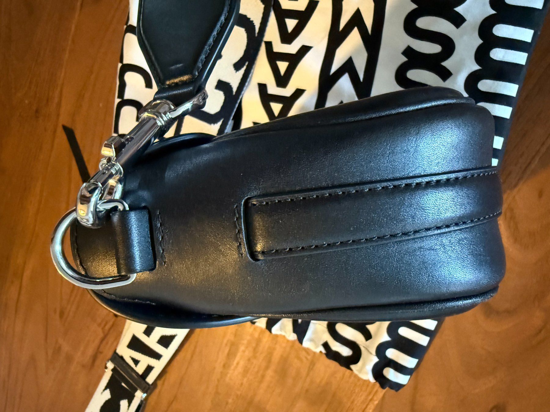 Marc Jacobs Sacs femmes: Marc Jacobs The Small Saddle – D'occasion à Brüttisellen par sharon68 5