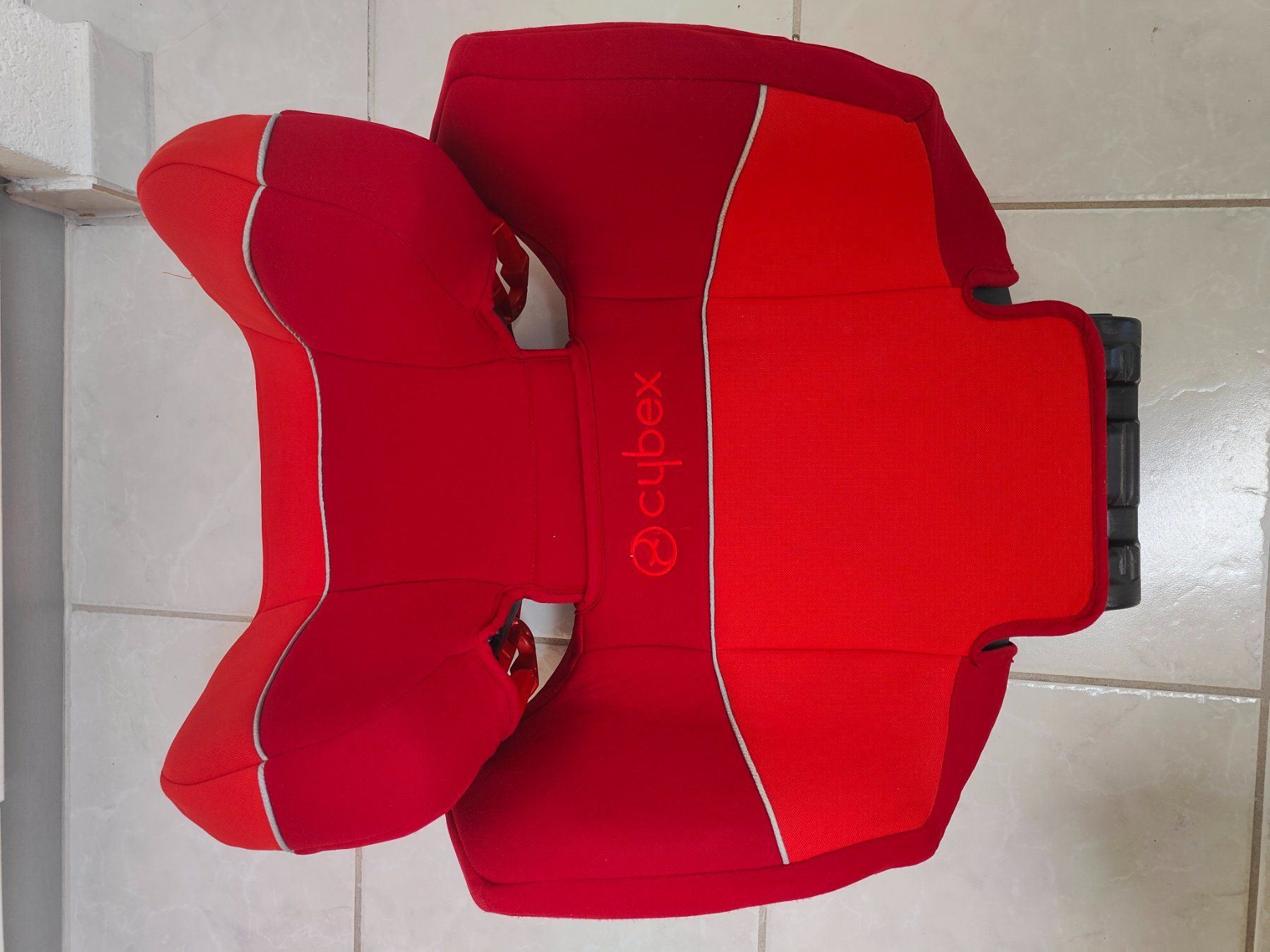 Cybex Seggiolini per auto: Cybex 15-36kg – Usato da Adliswil venduto da mar_6frw 3