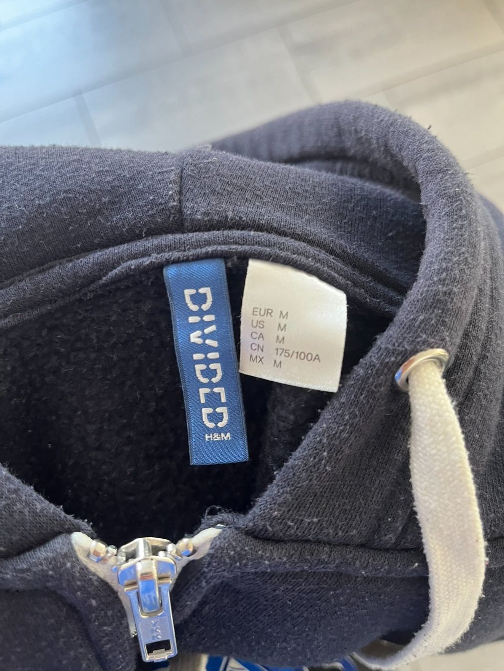 Jacken: Kapuzenjacke Dunkelblau – Gebraucht aus Otelfingen von Denis_ZH 2