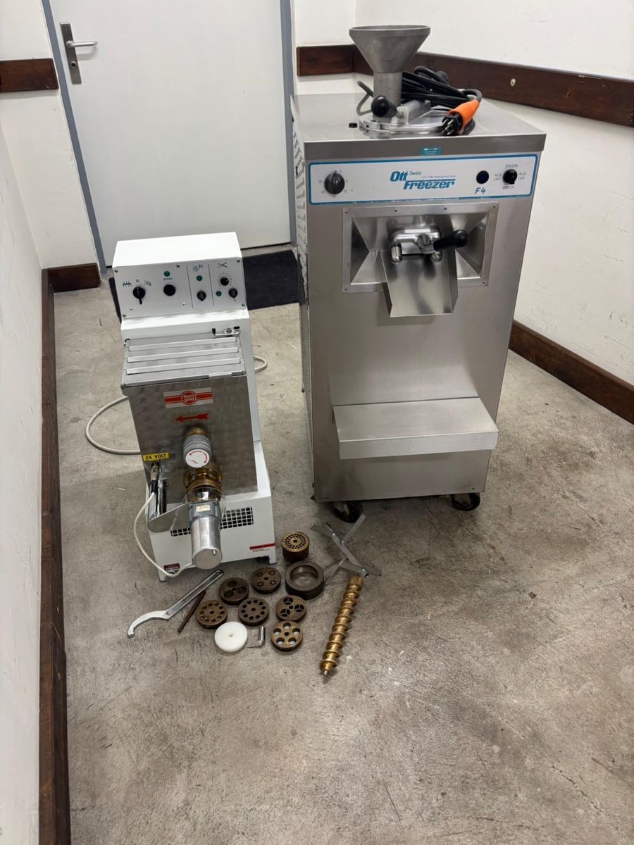 Elettrodomestici da cucina: Pasta und Glacemaschine – Usato da Dietikon venduto da dia_y8y5 6